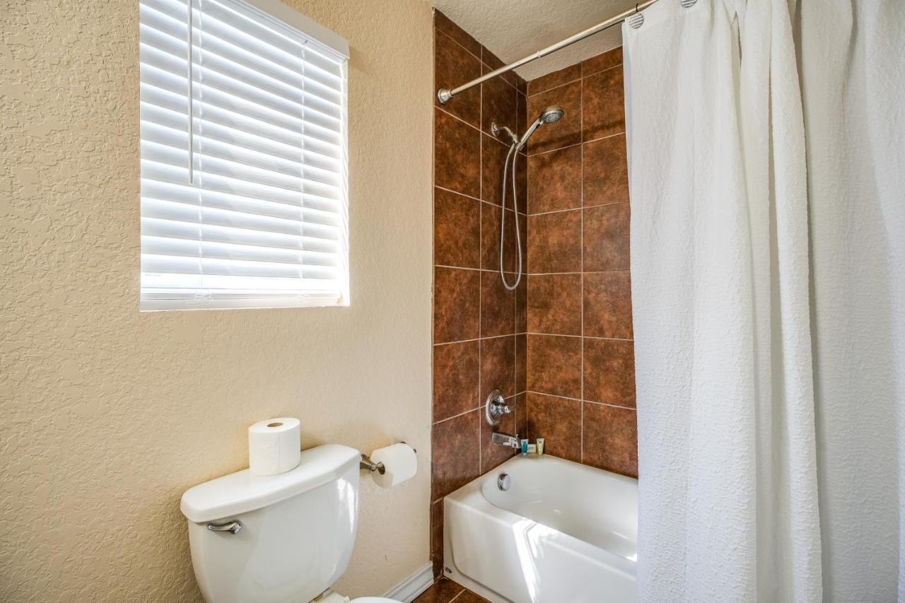 San Antonio Townhome About 2 Mi To Aquarium! المظهر الخارجي الصورة