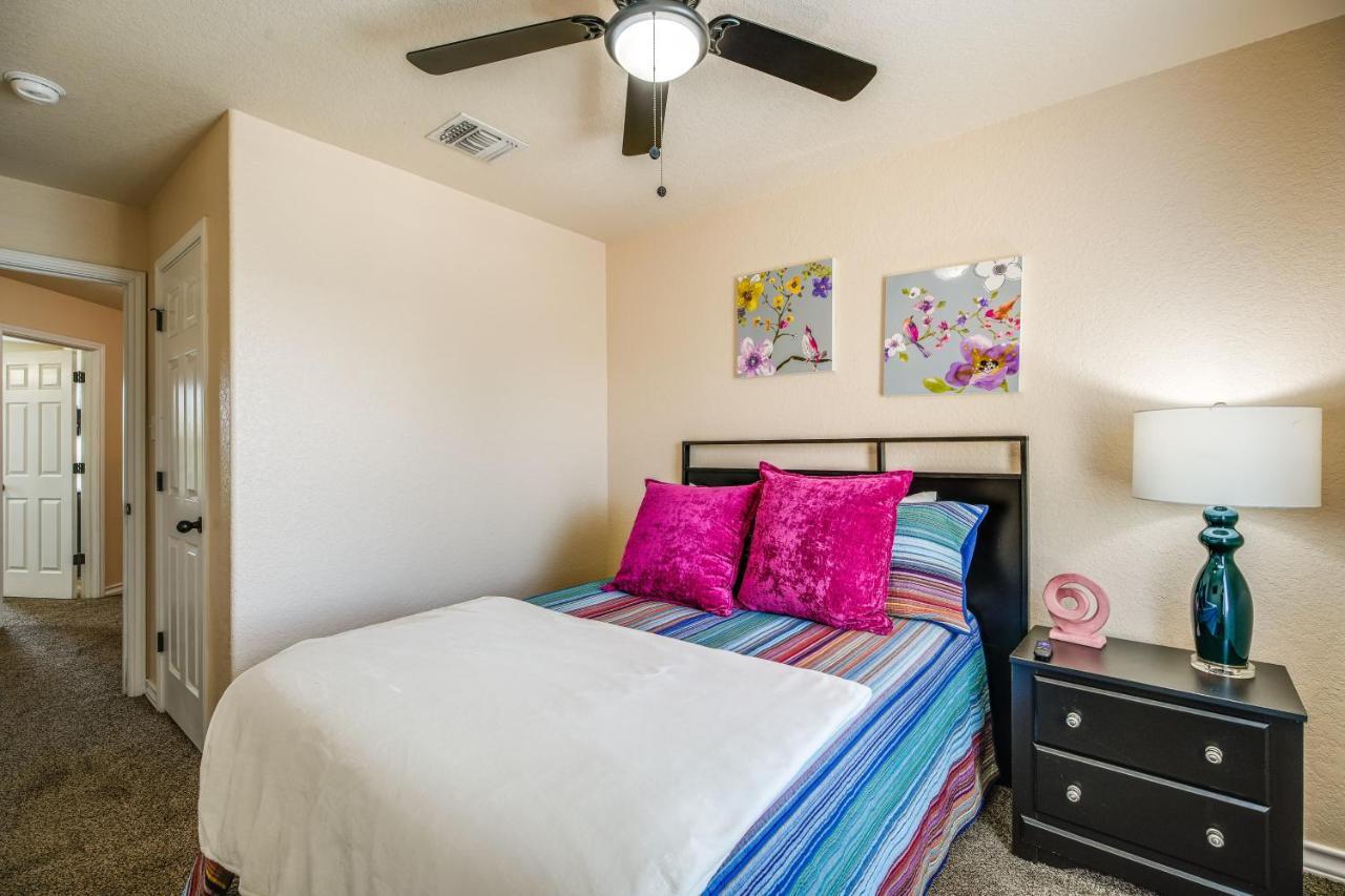 San Antonio Townhome About 2 Mi To Aquarium! المظهر الخارجي الصورة