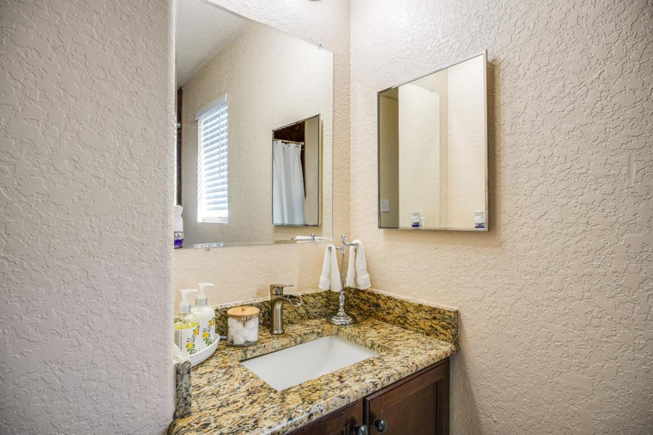 San Antonio Townhome About 2 Mi To Aquarium! المظهر الخارجي الصورة