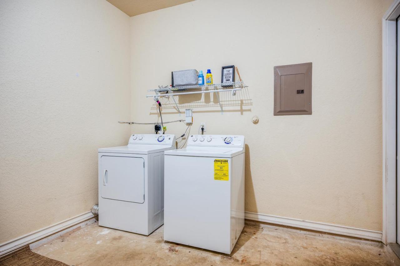 San Antonio Townhome About 2 Mi To Aquarium! المظهر الخارجي الصورة