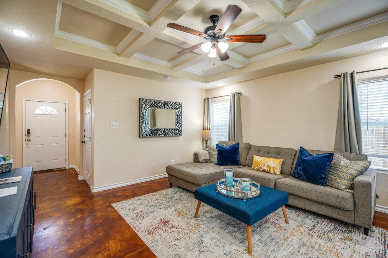 San Antonio Townhome About 2 Mi To Aquarium! المظهر الخارجي الصورة